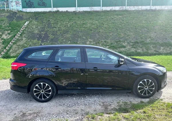 kujawsko-pomorskie Ford Focus cena 23900 przebieg: 293000, rok produkcji 2015 z Warszawa